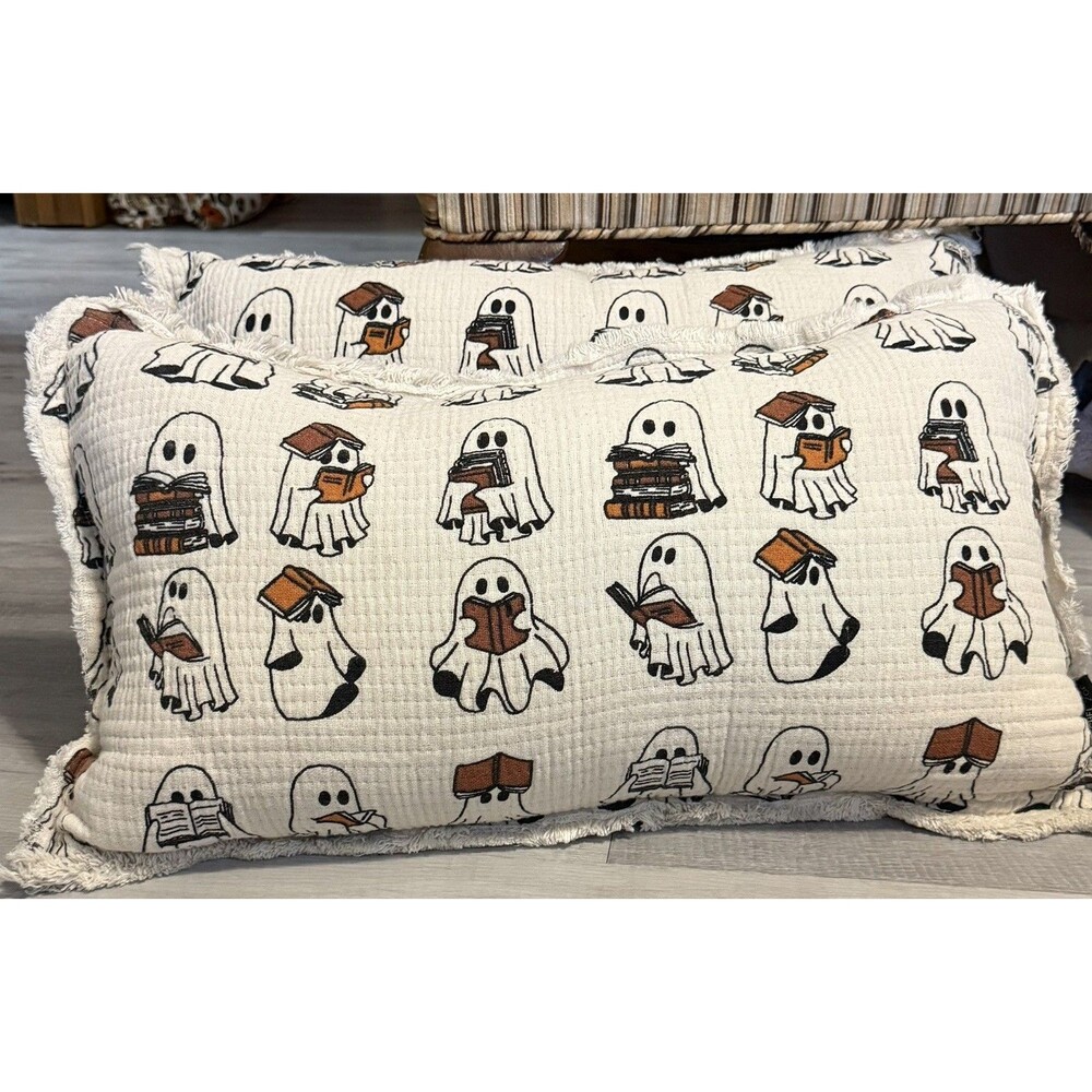 🔥 NWT Viral Rachel Zoe Ghost Reading Book 🔥 Halloween Throw Pillows - Set Of 2